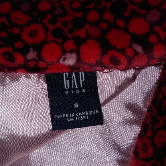 3/$15 Girls velour skirt - Picture 5 of 5